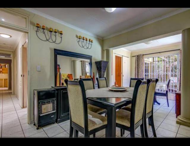 8 BEDROOM HOUSE FOR SALE IN VAN RIEBEECK PARK